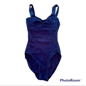 Capezio classic cut Tank style leotard. Navy blue , shelf bra . Small